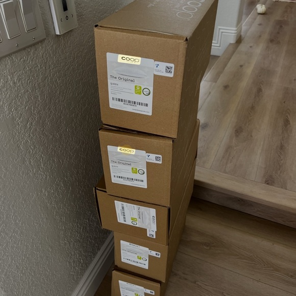 Coop Adjustable Pillow Never Opened In Box - Picture 2 of 2